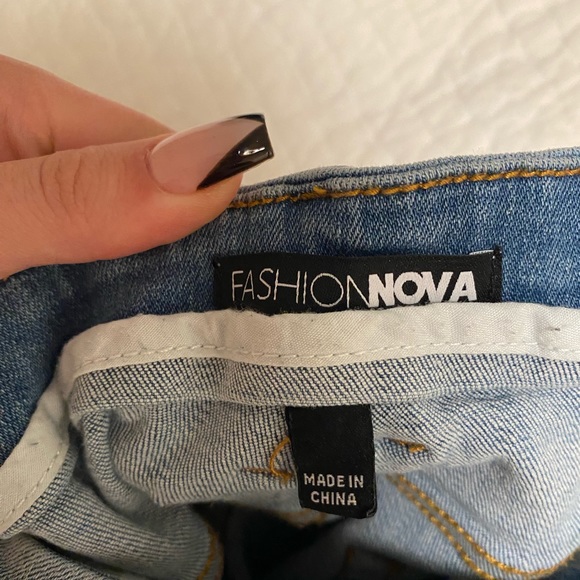 split hem distressed jeans - Picture 5 of 8